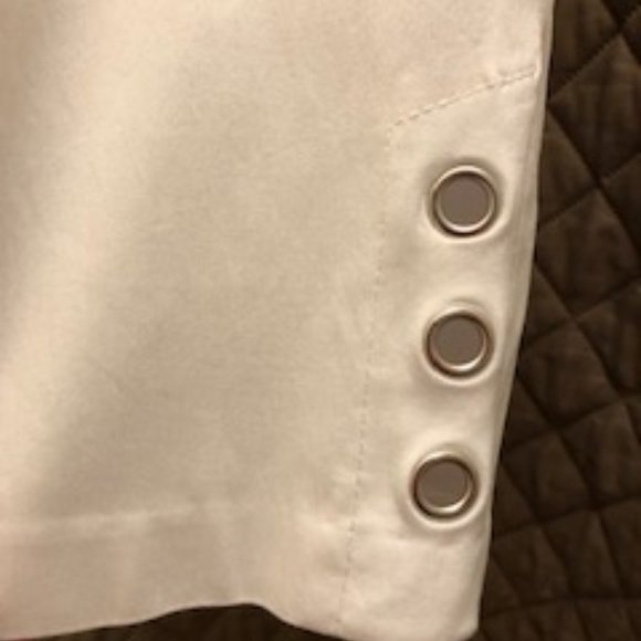 Zac & Rachel Crop Pants with Grommet Trim-18W - Picture 4 of 5